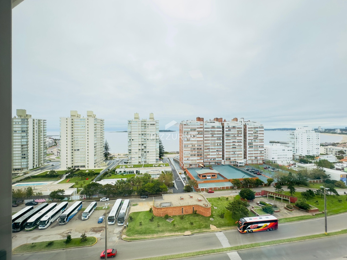 Apartamento Ref.186 - Alquiler departamento 2 dormitorios, Punta del Este