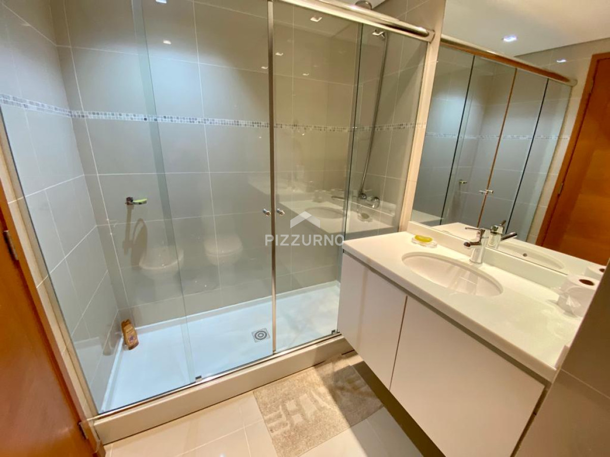 Apartamento Ref.99 - Torre de categoria con la  mejor vista de playa mansa 
