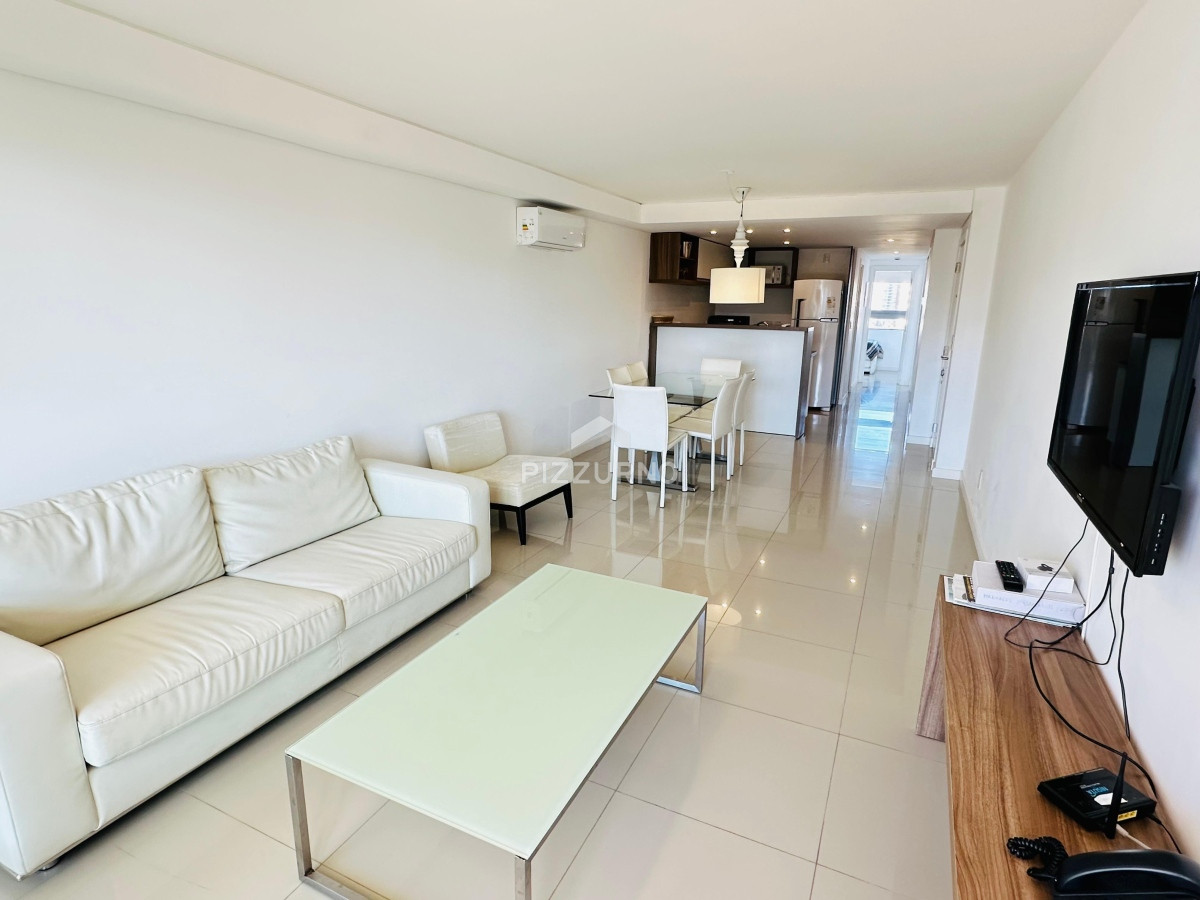 Apartamento Ref.82 - Departamento en playa brava 