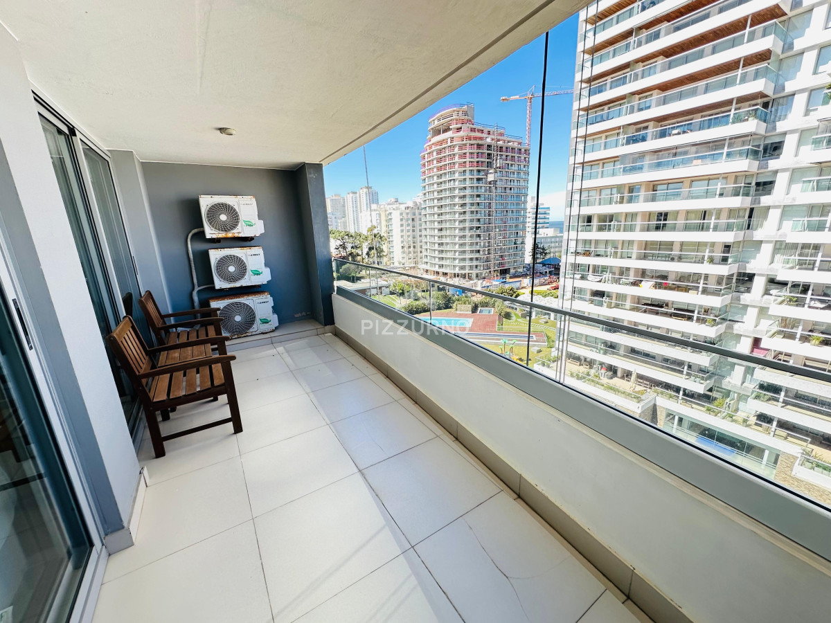Apartamento Ref.107 - Departamento en alquiler de 2 dormitorios a 1 cuadra de la brava