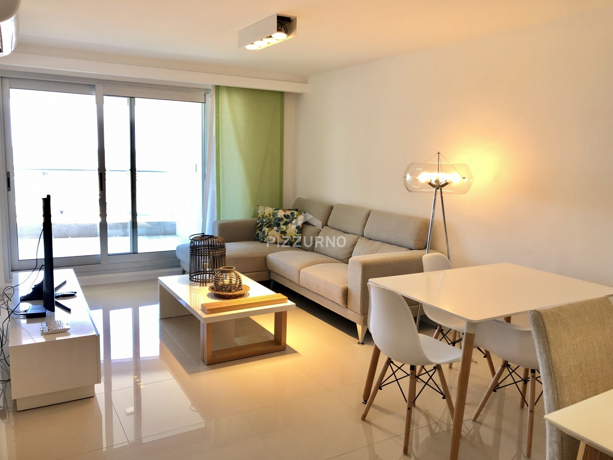 Apartamento Ref.235 - Departamento de 3 dormitorios en alquiler, brava