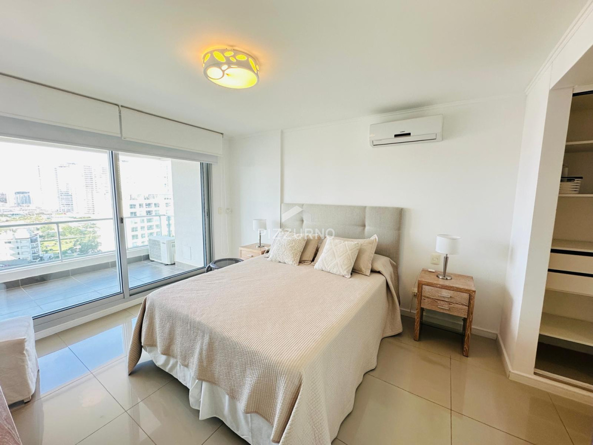 Apartamento Ref.132 - Departamento en alquiler en edificio con servicios.