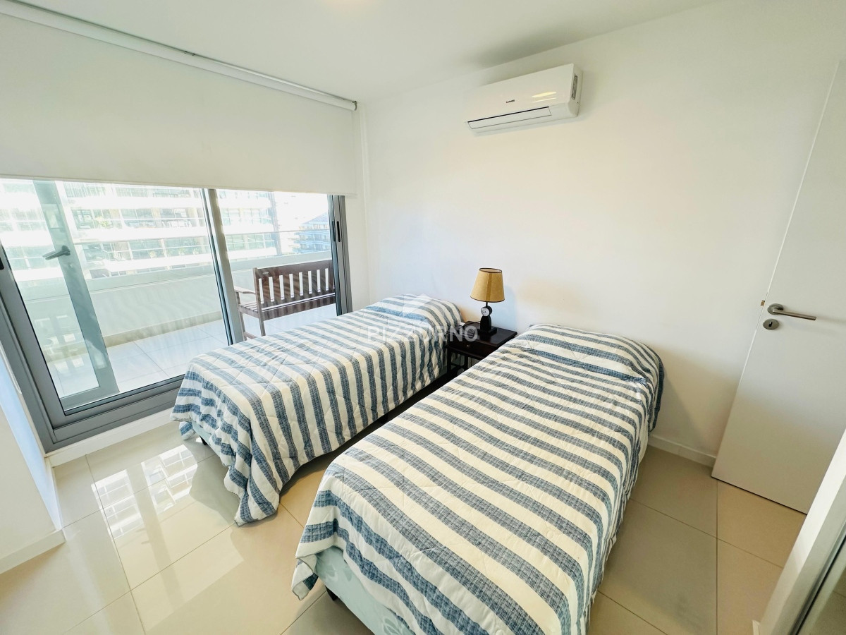 Apartamento Ref.92 - Departamento en alquiler en punta del este