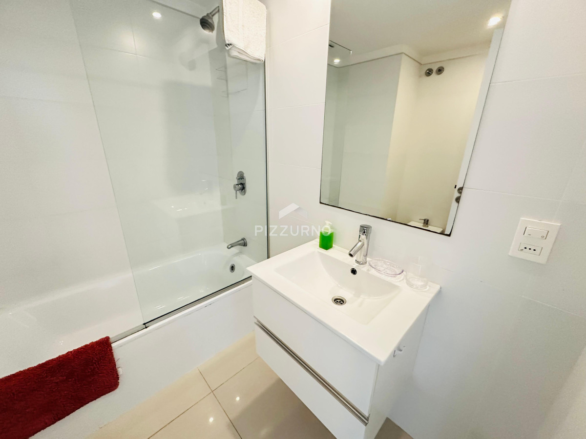 Apartamento Ref.107 - Departamento en alquiler de 2 dormitorios a 1 cuadra de la brava