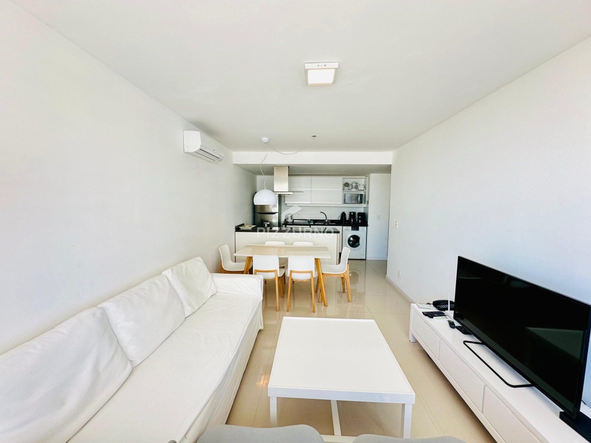 Apartamento Ref.107 - Departamento en alquiler de 2 dormitorios a 1 cuadra de la brava