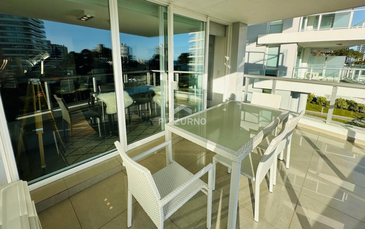 Apartamento Ref.913 - Alquiler 3 dormitorios en edificio One 
