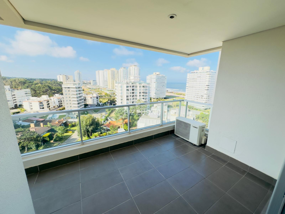 Apartamento Ref.132 - Departamento en alquiler en edificio con servicios.