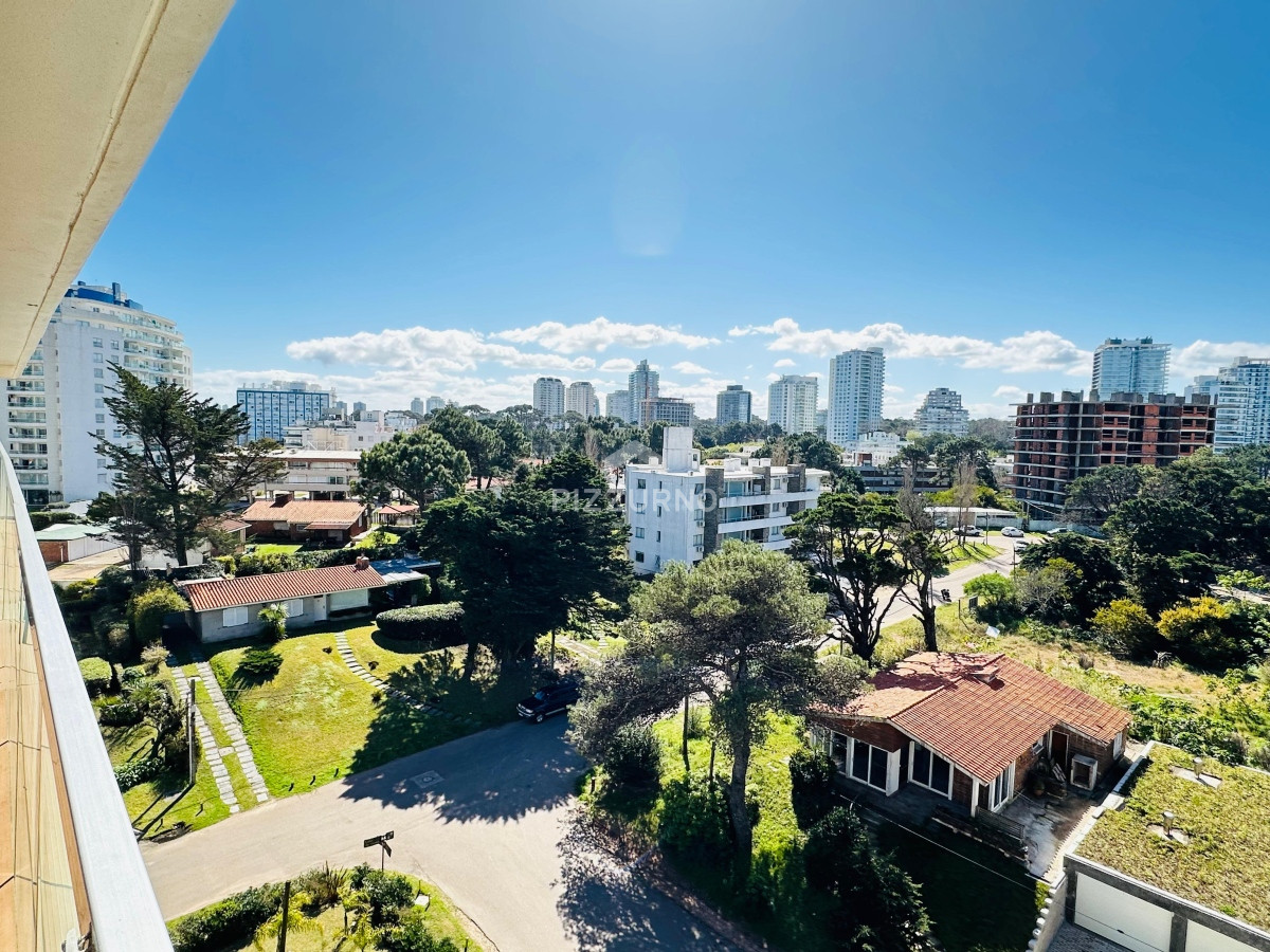 Apartamento Ref.82 - Departamento en playa brava 