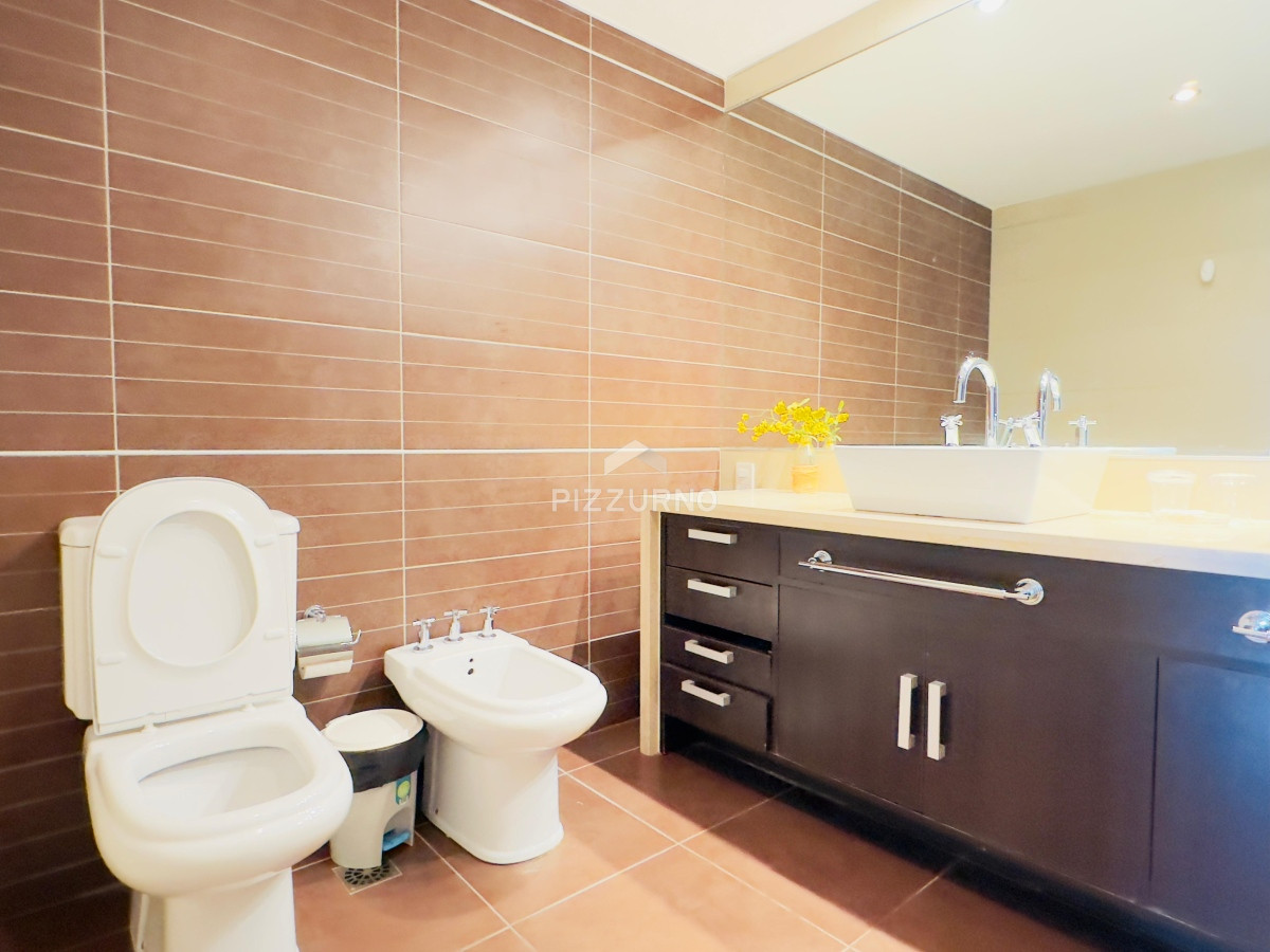 Apartamento Ref.187 - Departamento en alquiler de 2 dormitorios, Punta del Este