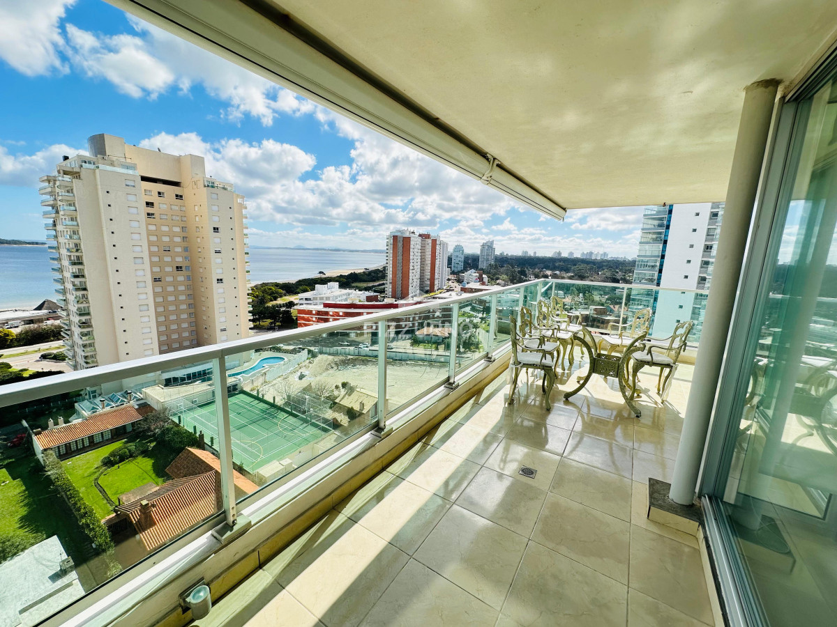 Apartamento Ref.1112 - Apartamento de 3 dormitorios en venta, Mansa 