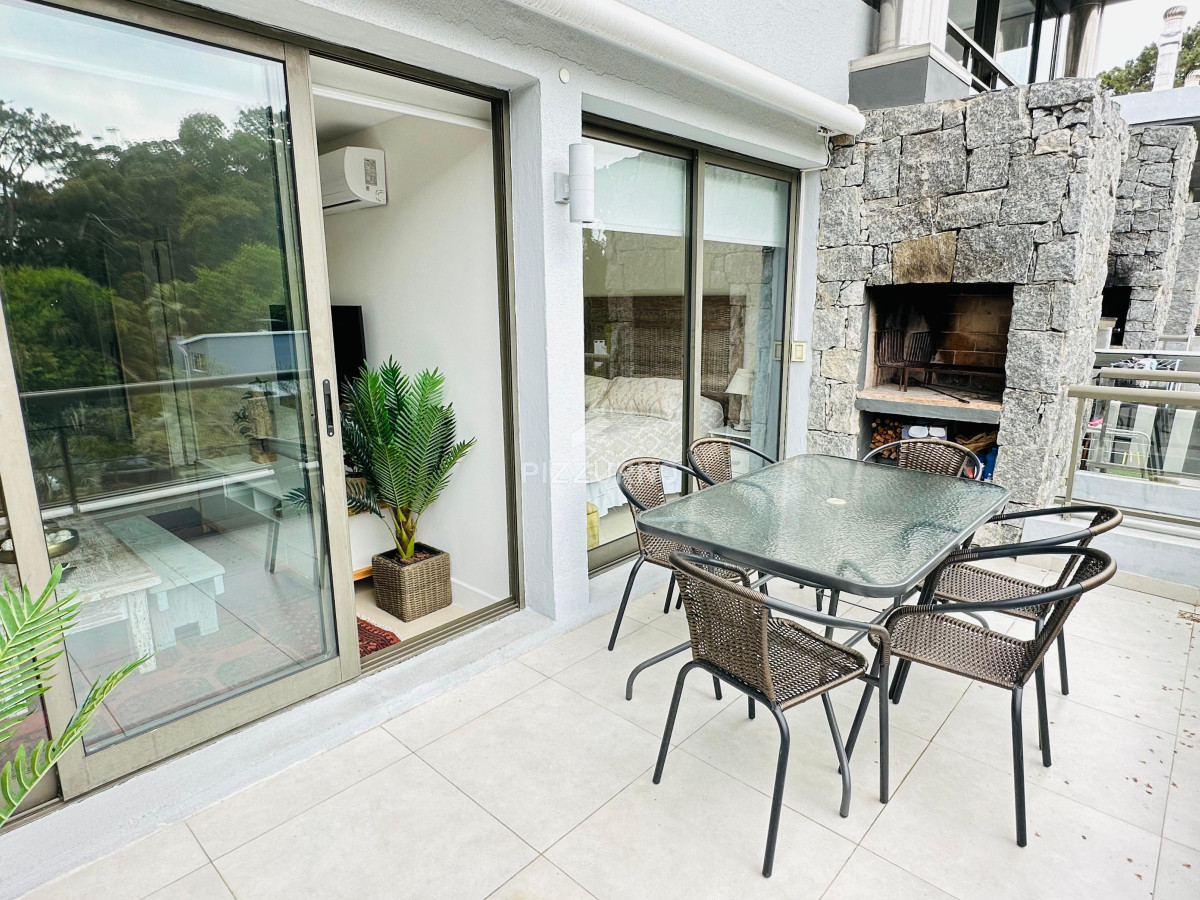 Apartamento Ref.1016 - Apartamento en alquiler con parrillero propio