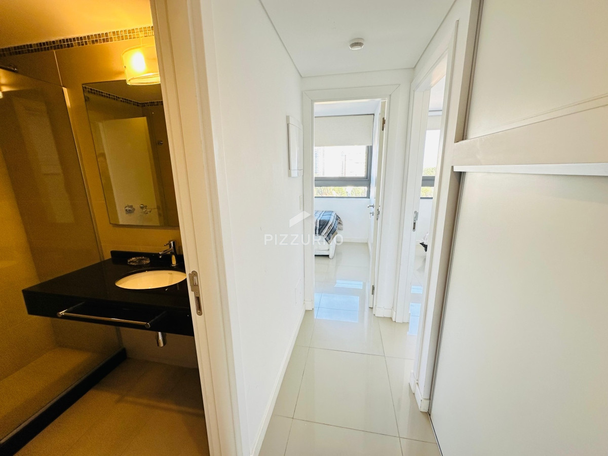 Apartamento Ref.82 - Departamento en playa brava 
