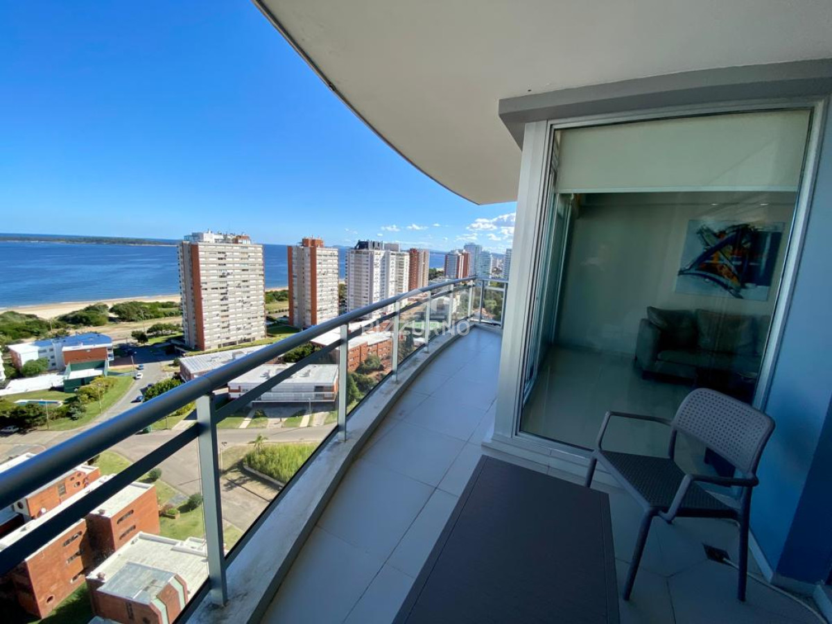 Apartamento Ref.99 - Torre de categoria con la  mejor vista de playa mansa 