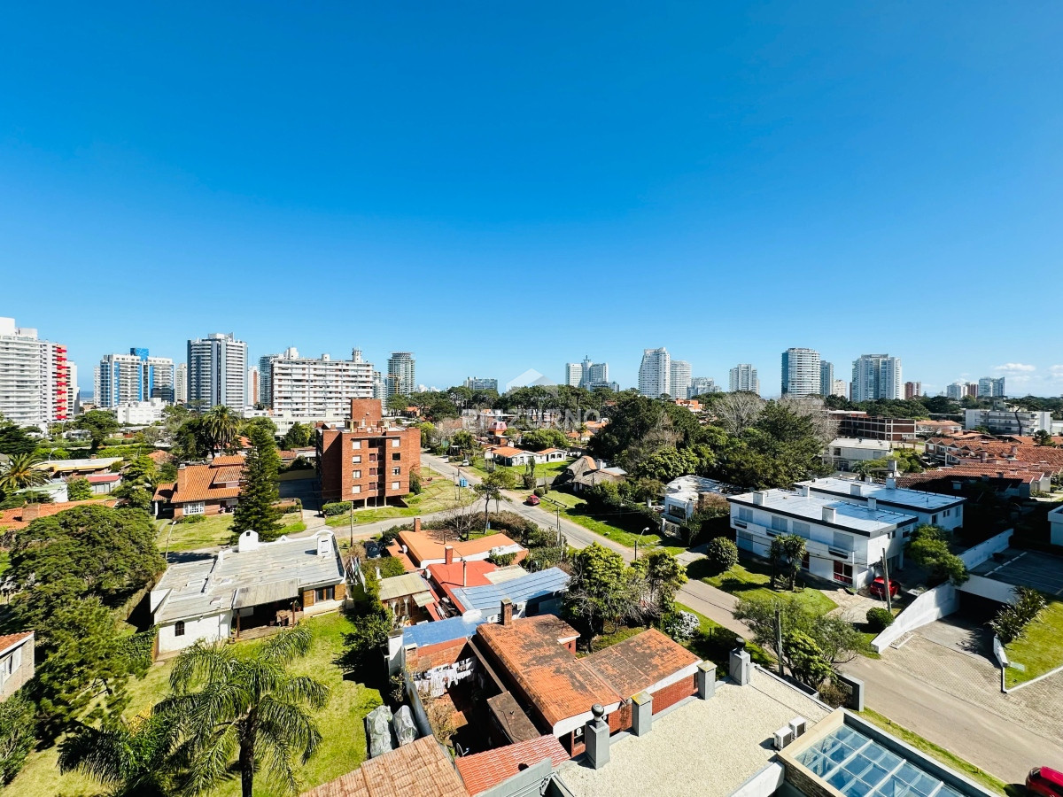 Apartamento Ref.82 - Departamento en playa brava 