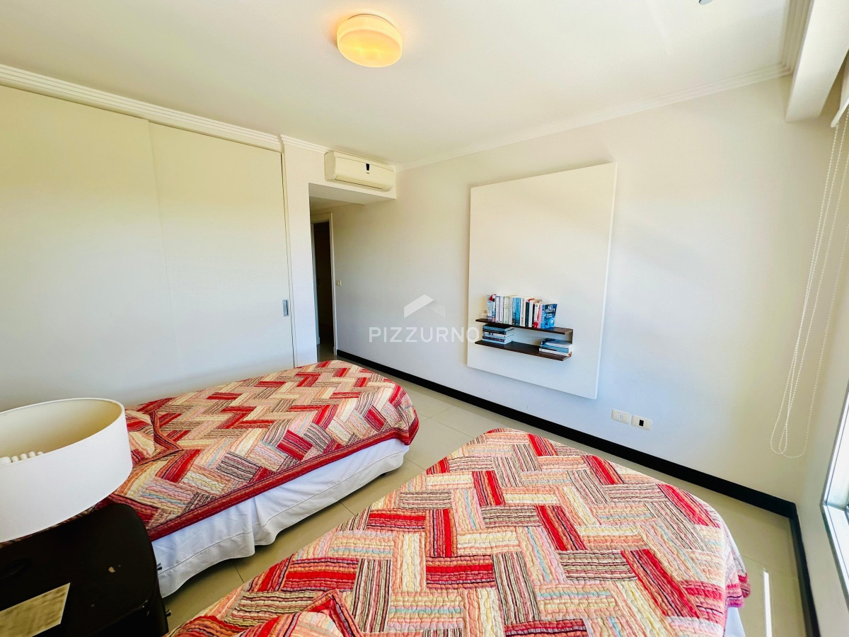Apartamento Ref.915 - Departamento primera fila brava, tres dormitorios en suite