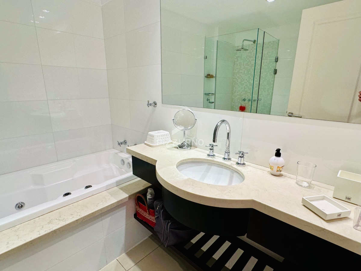 Apartamento Ref.915 - Departamento primera fila brava, tres dormitorios en suite