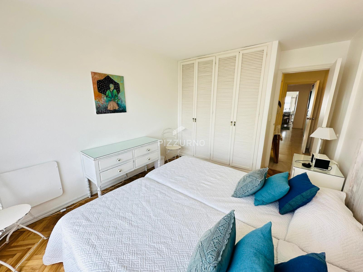 Apartamento Ref.1015 - Apartamento de tres dormitorios en alquiler, primera linea de la Mansa