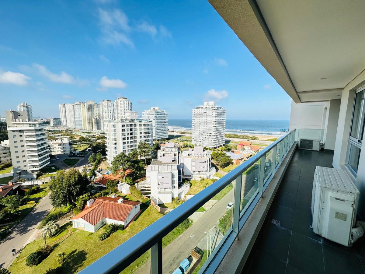 Apartamento Ref.132 - Departamento en alquiler en edificio con servicios.