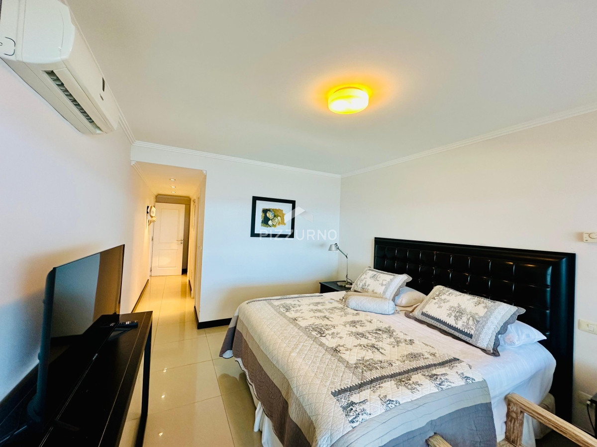 Apartamento Ref.915 - Departamento primera fila brava, tres dormitorios en suite