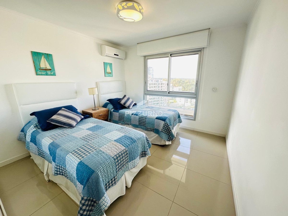 Apartamento Ref.132 - Departamento en alquiler en edificio con servicios.