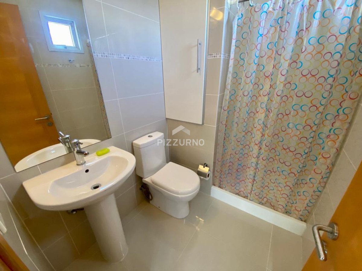 Apartamento Ref.99 - Torre de categoria con la  mejor vista de playa mansa 