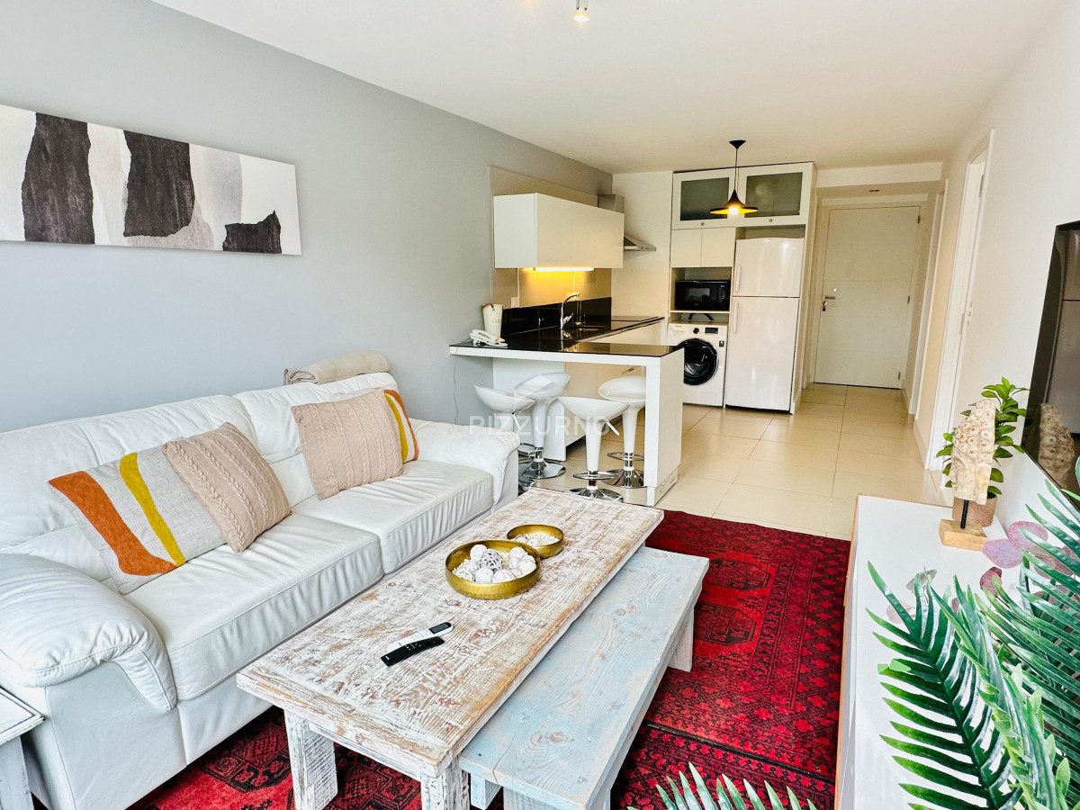 Apartamento Ref.1016 - Apartamento en alquiler con parrillero propio