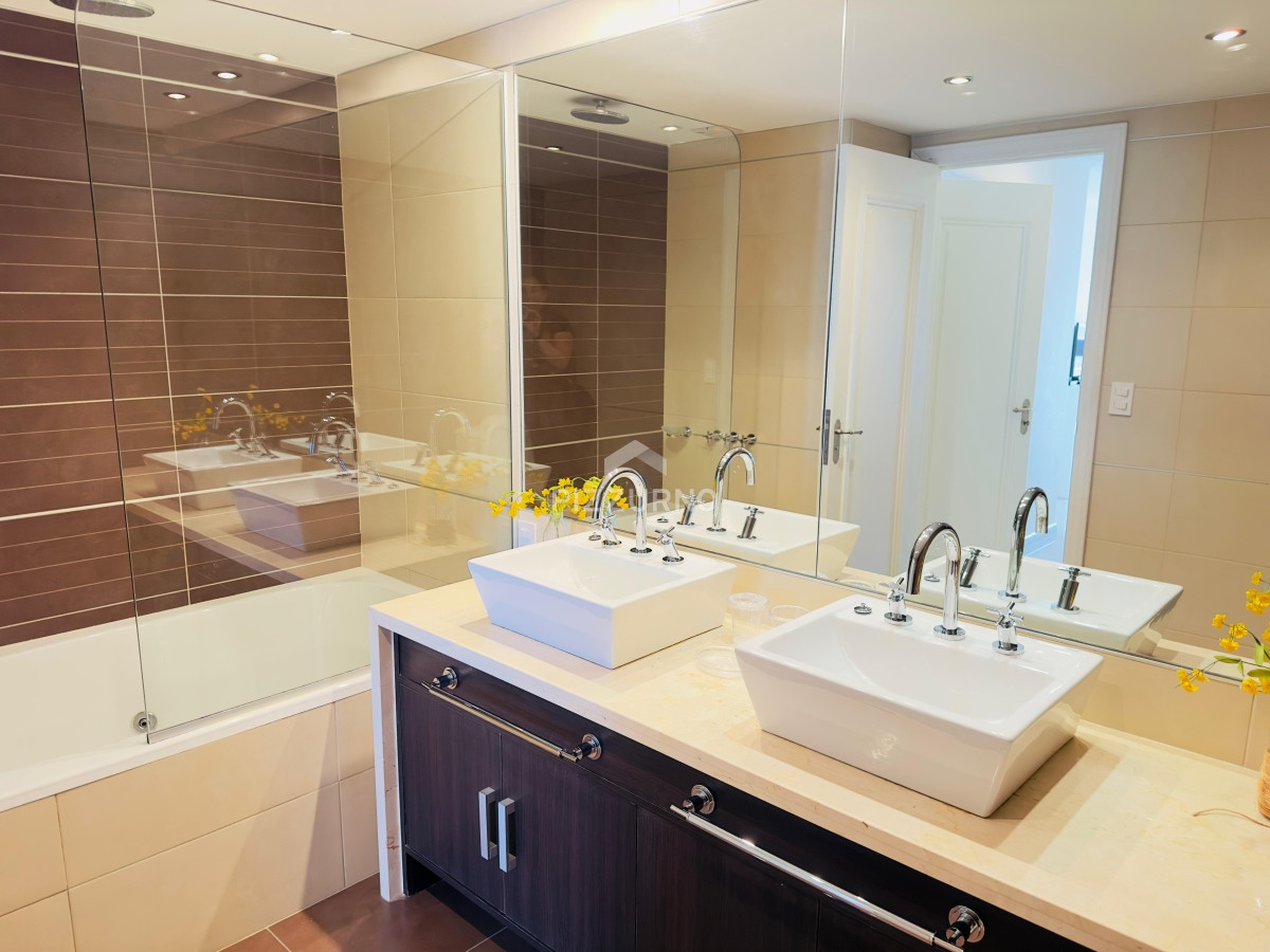 Apartamento Ref.186 - Alquiler departamento 2 dormitorios, Punta del Este