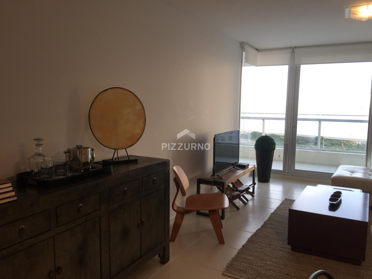 Apartamento Ref.54 - departamento a metros de playa mansa con todos los servicios 