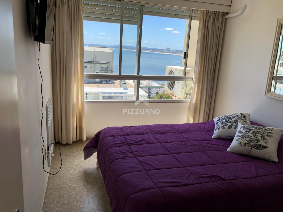 Apartamento Ref.209 - Departamento en alquiler de 3 dormitorios en Peninsula
