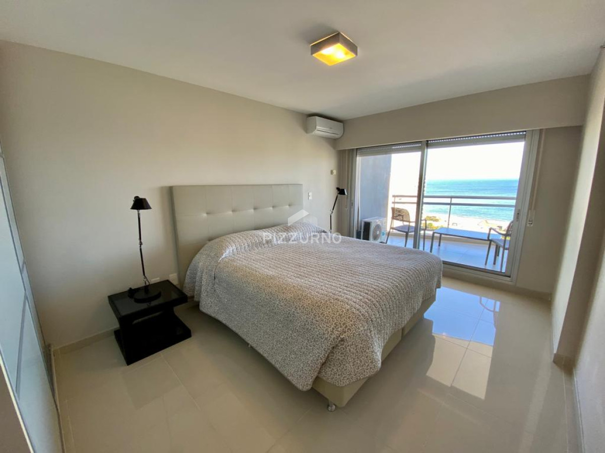 Apartamento Ref.99 - Torre de categoria con la  mejor vista de playa mansa 