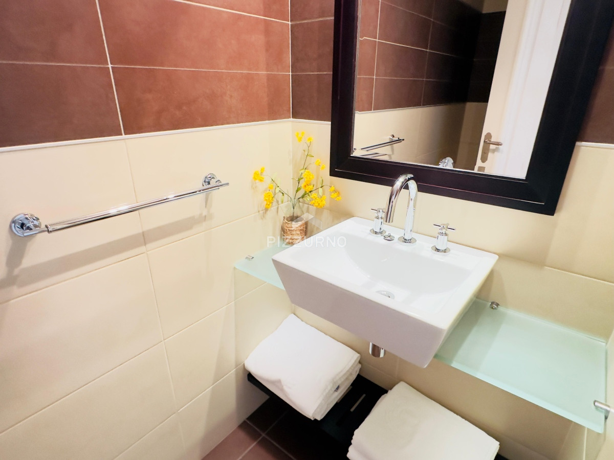 Apartamento Ref.187 - Departamento en alquiler de 2 dormitorios, Punta del Este