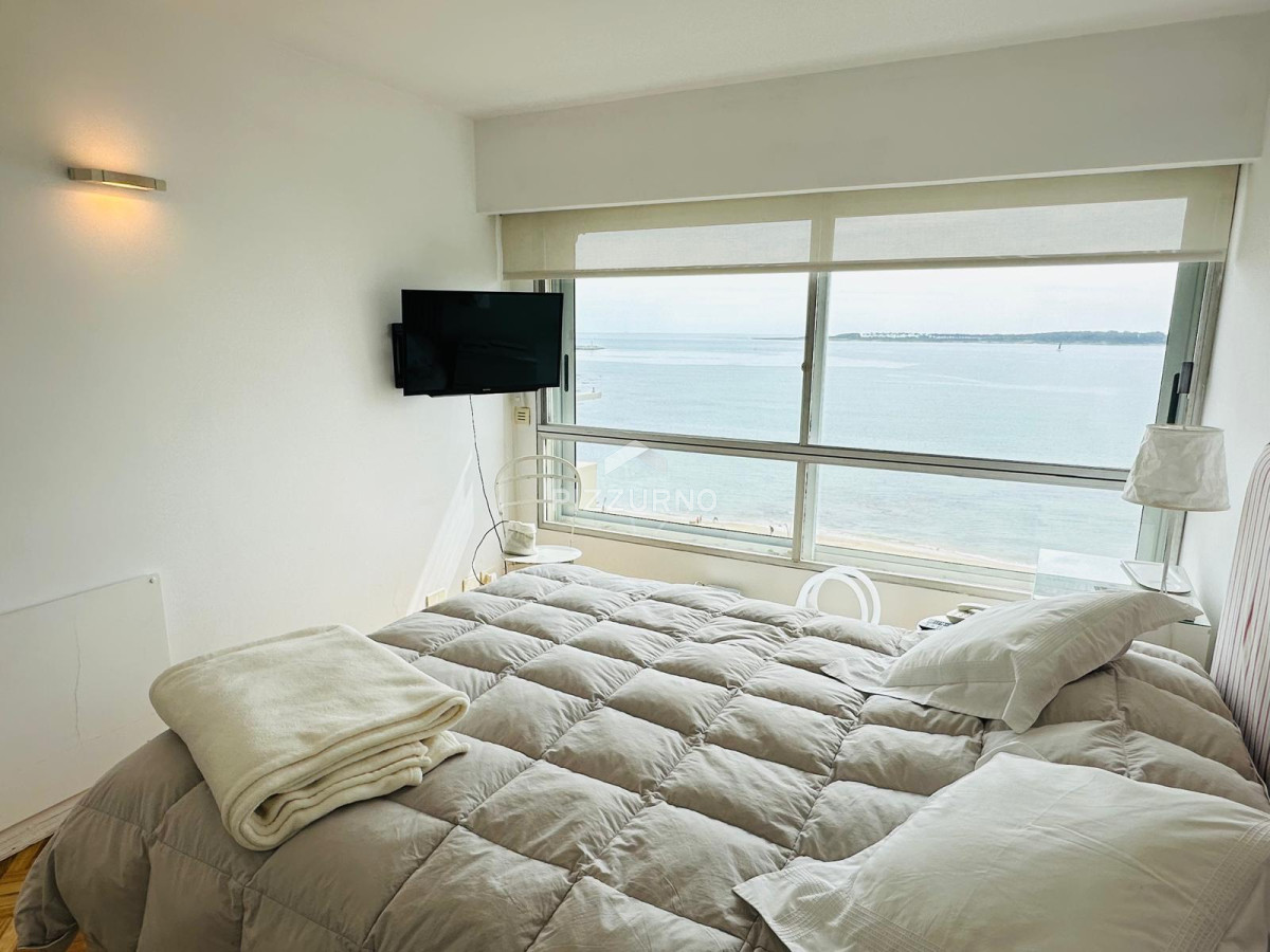 Apartamento Ref.1015 - Apartamento de tres dormitorios en alquiler, primera linea de la Mansa