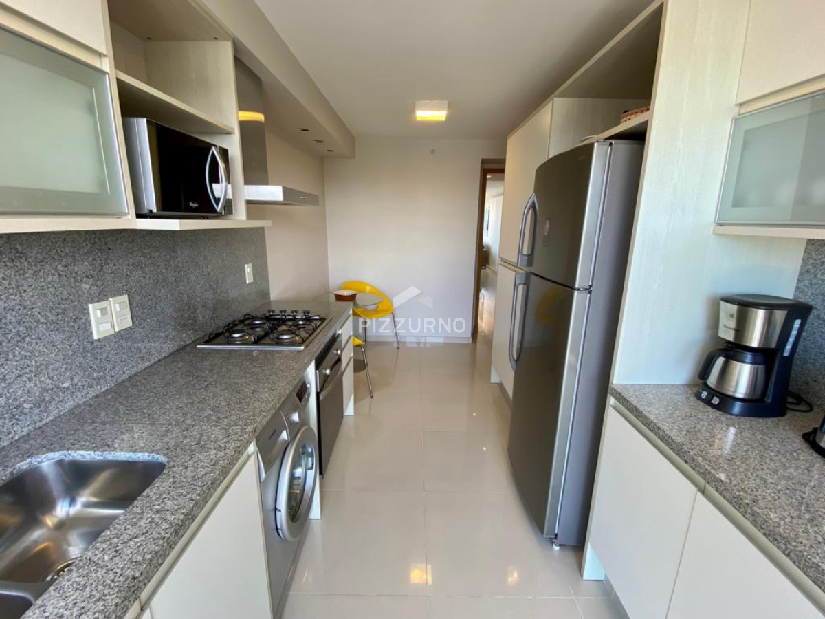 Apartamento Ref.99 - Torre de categoria con la  mejor vista de playa mansa 