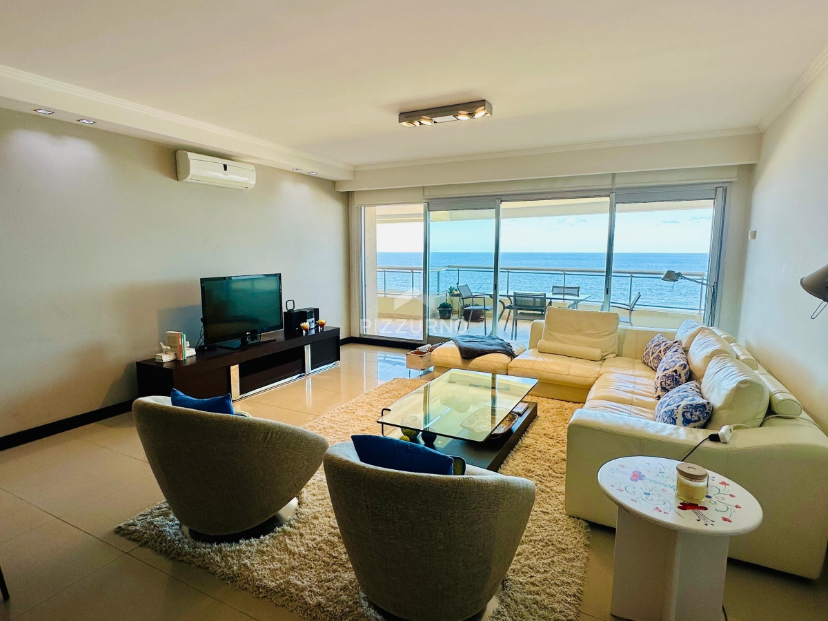 Apartamento Ref.915 - Departamento primera fila brava, tres dormitorios en suite
