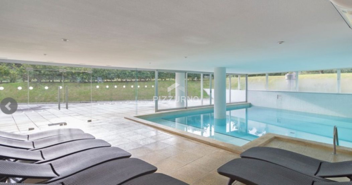 Apartamento Ref.645 - edificio en primera linea al mar , consulte por alquiler y venta 