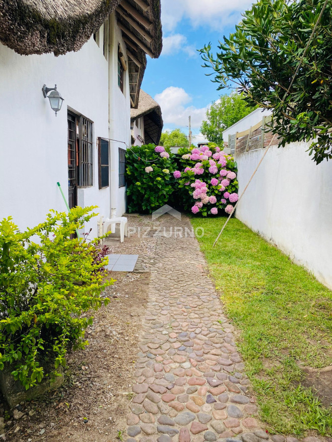 Casa Ref.1052 - Casa en venta en Lausana, Maldonado