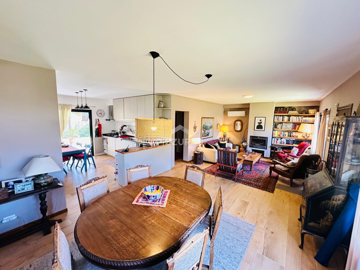 Casa Ref.1091 - Casa en venta en Burnett
