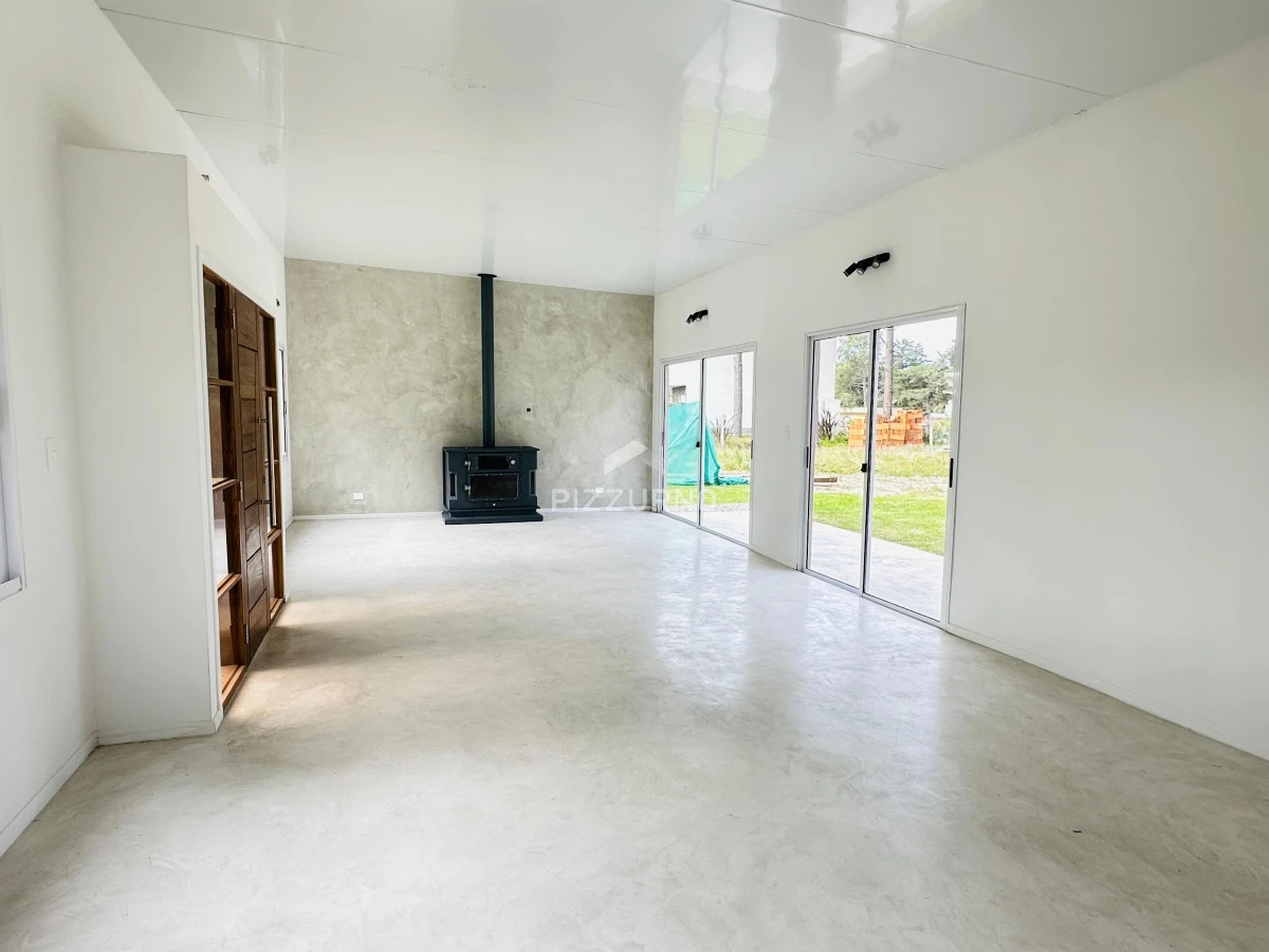 Casa Ref.985 - Casa de 3 dormitorios a estrenar en Chacras del Pinar 