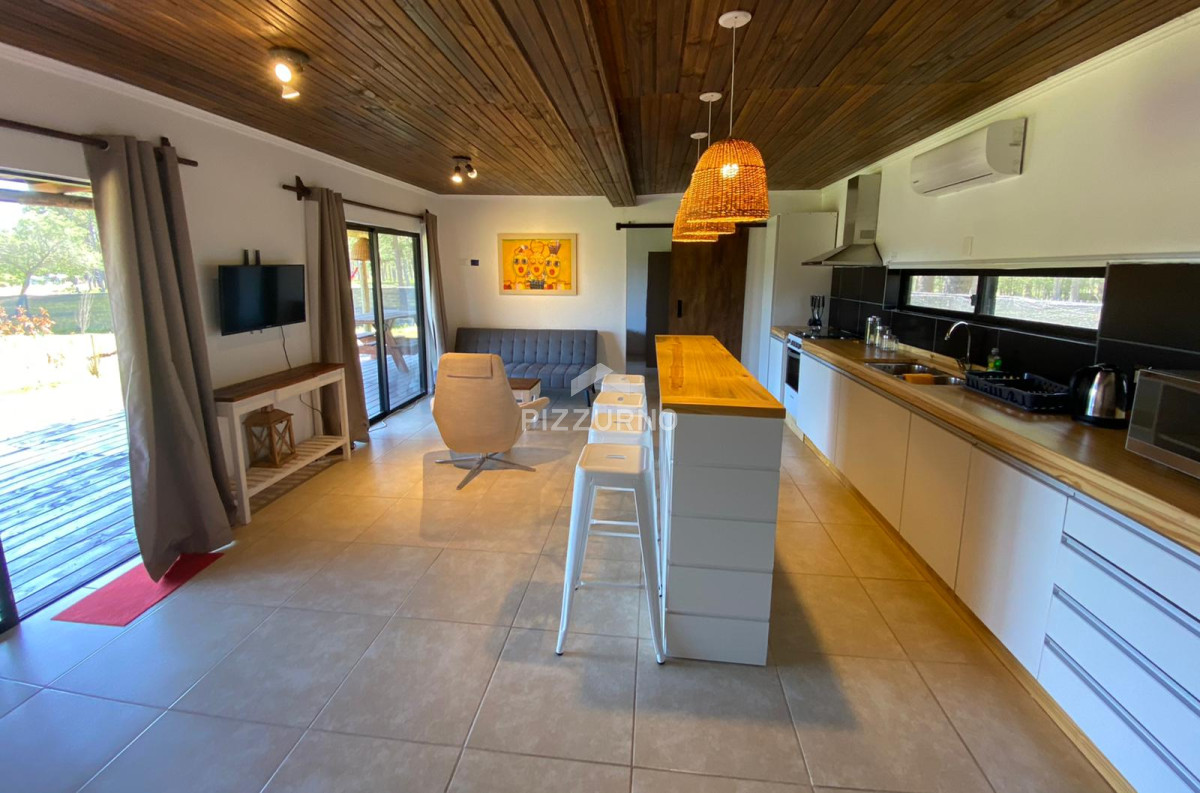 Casa Ref.295 - Casa 2 dorm en suite, punta ballena 