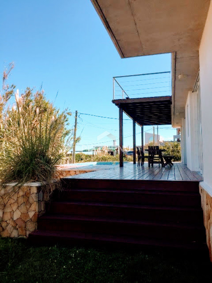 Casa Ref.218 - Casa en alquiler temporario en el chorro , muy linda vista al mar 