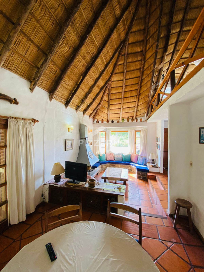 Casa Ref.1052 - Casa en venta en Lausana, Maldonado