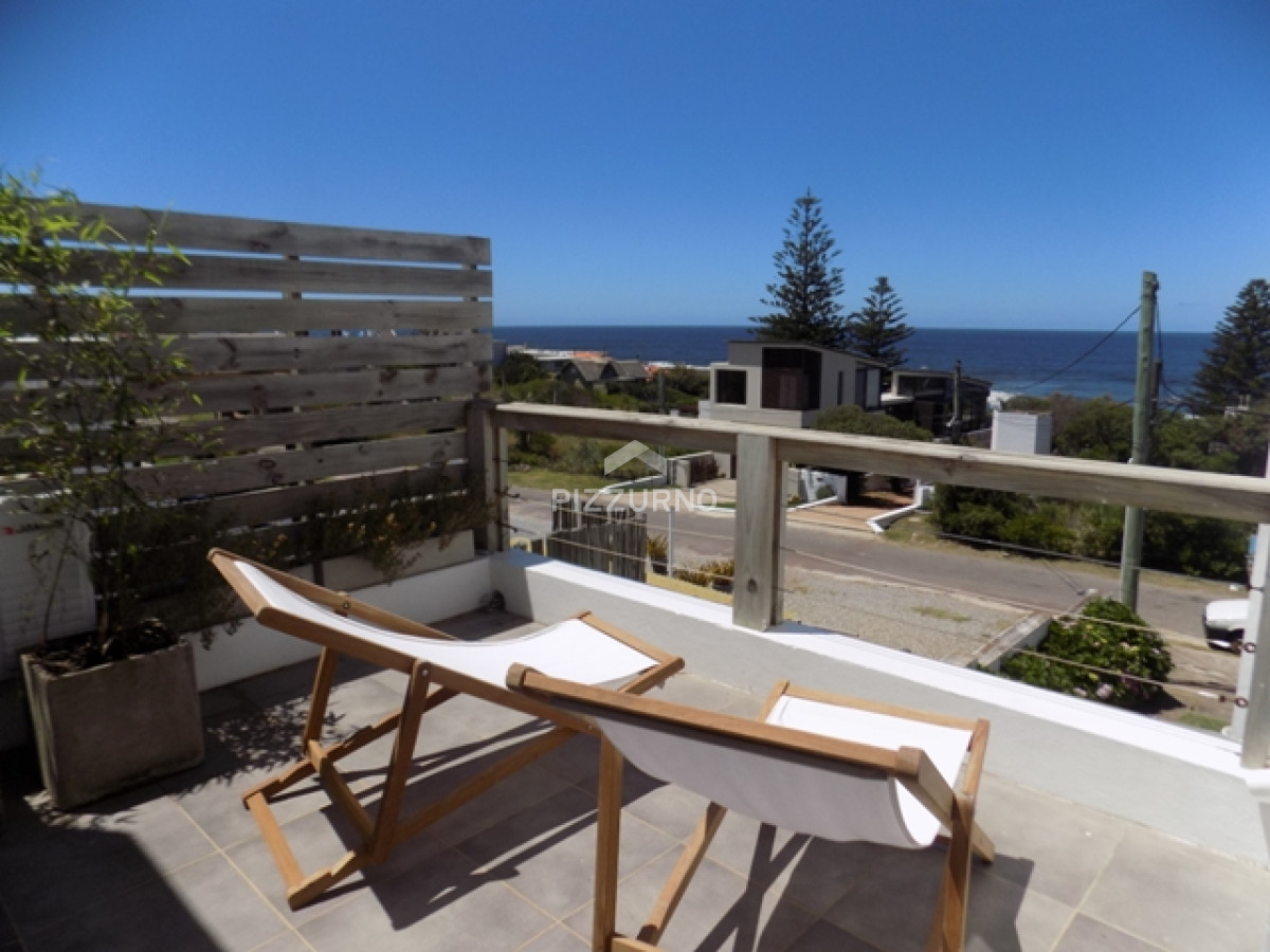 Casa Ref.246 - excelente vista al mar , con todas las comodidades .