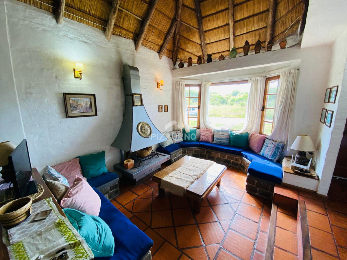 Casa Ref.1052 - Casa en venta en Lausana, Maldonado