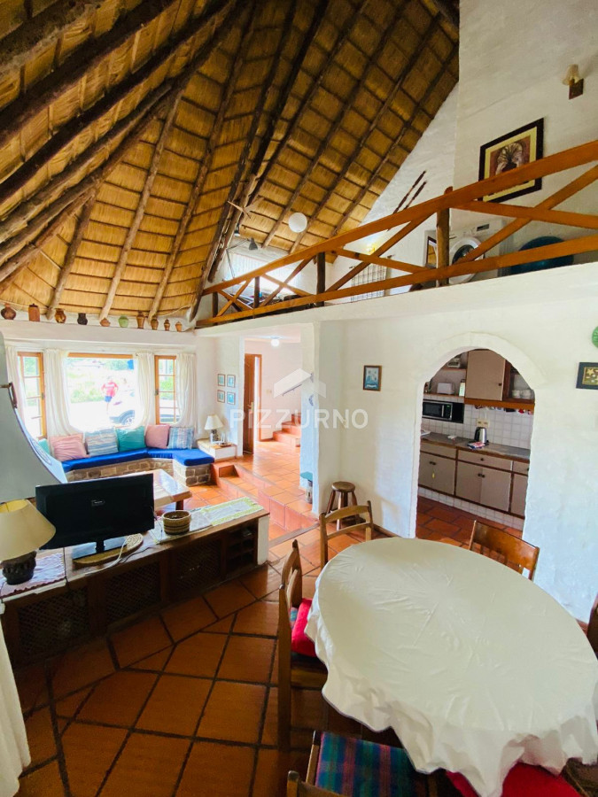 Casa Ref.1052 - Casa en venta en Lausana, Maldonado