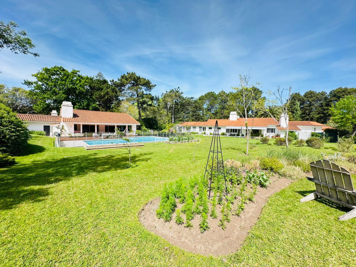 Casa Ref.1154 - Casa en Alquiler de temporada, Golf, Punta del Este
