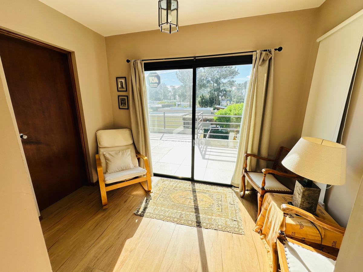 Casa Ref.1091 - Casa en venta en Burnett