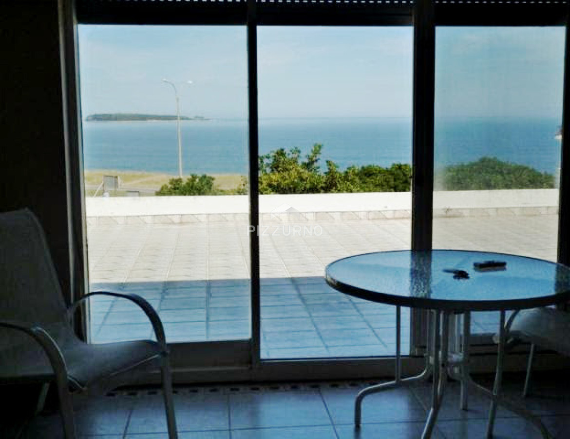 Casa Ref.162 - Casa en venta y alquiler frente al mar 