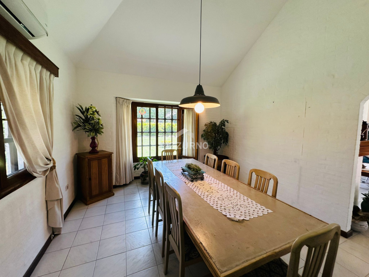 Casa Ref.934 - Hermosa casa en alquiler de 4 dormitorios en San Rafael