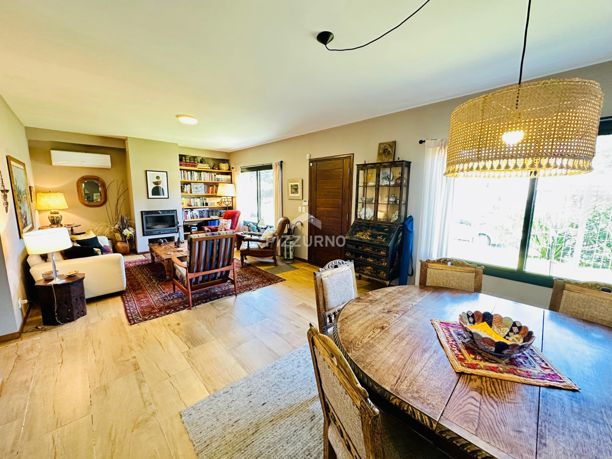 Casa Ref.1091 - Casa en venta en Burnett