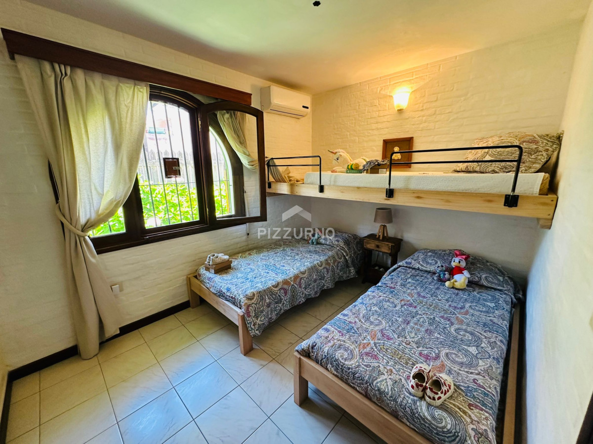 Casa Ref.934 - Hermosa casa en alquiler de 4 dormitorios en San Rafael